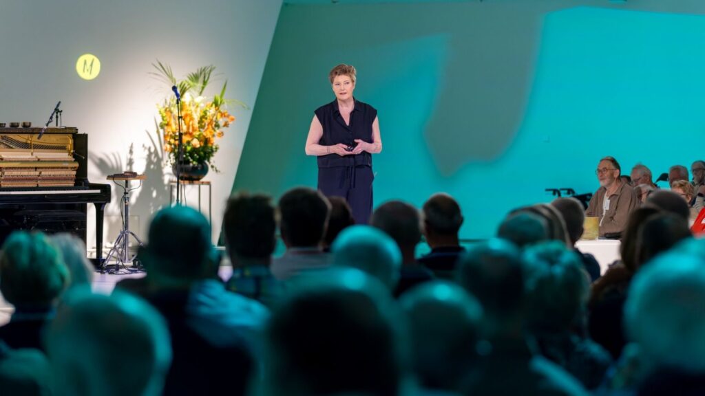 Margot van Brakel Keynote speaker & sound artist