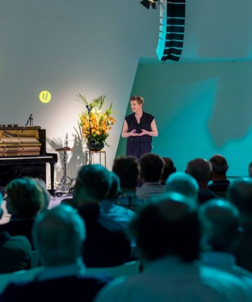 Margot van Brakel - keynote speaker, &sound artist